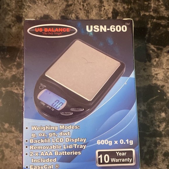 Digital scale - Picture 2 of 3